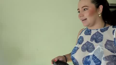 Snapshot of jeannewilliams_ chatting on 11, 5, 2026 Jeanne Williams online show from 11, 5, 2026