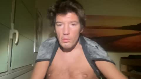 jeanslov online show from 13, 12, 2024