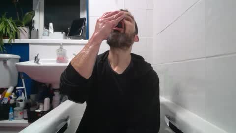 Snapshot of jediknight2 chatting on 14, 2, 2025 Matt online show from 14, 2, 2025