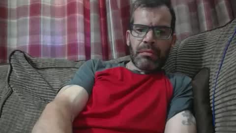 Snapshot of jediknight2 chatting on 13, 12, 2025 Matt online show from 13, 12, 2025