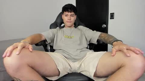 Jeanpii01 online show from 12, 1, 2026