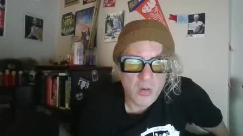 Snapshot of jeepster9 chatting on 8, 4, 2026 jeepster9 online show from 8, 4, 2026