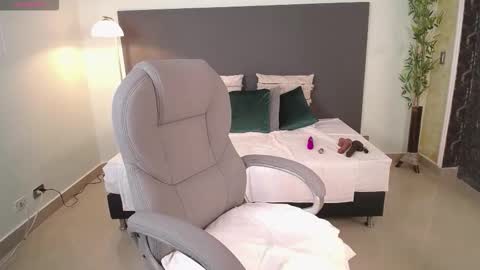 jeinnovemontenegr0 online show from 14, 3, 2026