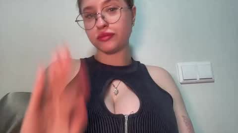 Snapshot of jelly_gum chatting on 19, 2, 2025 Inna online show from 19, 2, 2025