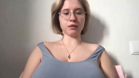 Snapshot of jelly_gum chatting on 14, 1, 2026 Inna online show from 14, 1, 2026