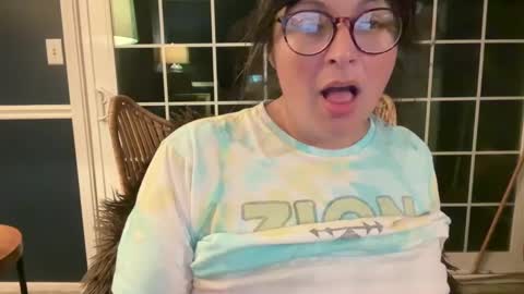 Snapshot of jellybeanin chatting on 4, 10, 2025 Jelli online show from 4, 10, 2025