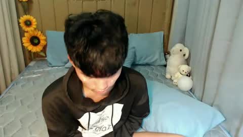 Snapshot of jemart_urnaughtboy chatting on 7, 7, 2026 jemart_urnaughtboy online show from 7, 7, 2026