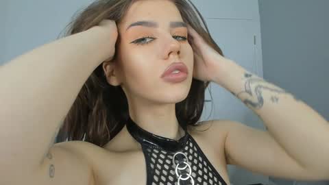 Snapshot of jenie_fire chatting on 17, 1, 2025 Dolly online show from 17, 1, 2025