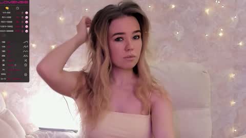 Snapshot of jeniferji chatting on 24, 9, 2025 EvaSileZ online show from 24, 9, 2025