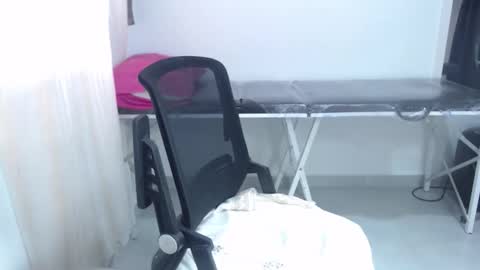Snapshot of jenifersexy69 chatting on 6, 5, 2026 jenifer online show from 6, 5, 2026