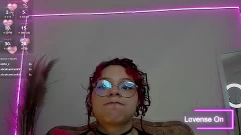 Snapshot of jenn_cg chatting on 4, 3, 2025 jenn online show from 4, 3, 2025