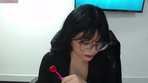 Snapshot of jenn_cg chatting on 19, 9, 2025 jenn online show from 19, 9, 2025