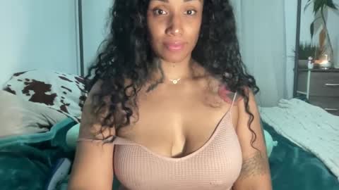 Snapshot of jenni_cash chatting on 21, 12, 2024 Mistress Jenni online show from 21, 12, 2024