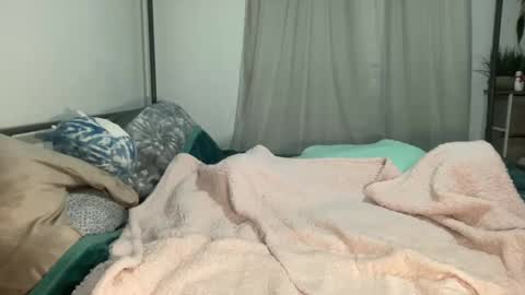 Snapshot of jenni_cash chatting on 7, 1, 2025 Mistress Jenni online show from 7, 1, 2025