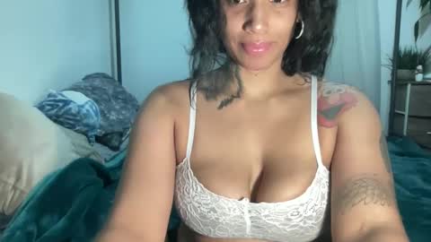 Snapshot of jenni_cash chatting on 14, 1, 2025 Mistress Jenni online show from 14, 1, 2025
