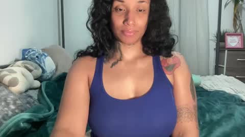 Snapshot of jenni_cash chatting on 7, 2, 2025 Mistress Jenni online show from 7, 2, 2025