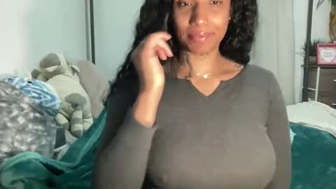 Snapshot of jenni_cash chatting on 8, 2, 2025 Mistress Jenni online show from 8, 2, 2025
