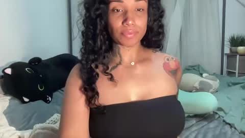 Snapshot of jenni_cash chatting on 11, 3, 2025 Mistress Jenni online show from 11, 3, 2025
