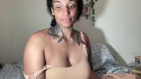 Snapshot of jenni_cash chatting on 16, 10, 2025 Mistress Jenni online show from 16, 10, 2025