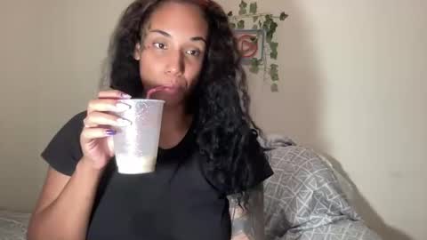 Snapshot of jenni_cash chatting on 17, 10, 2025 Mistress Jenni online show from 17, 10, 2025