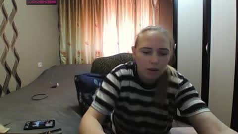 Snapshot of jennideep chatting on 12, 4, 2026 JenniDeep online show from 12, 4, 2026