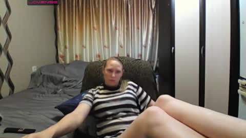 Snapshot of jennideep chatting on 15, 4, 2026 JenniDeep online show from 15, 4, 2026