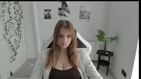Snapshot of jenniestar chatting on 31, 5, 2026 Karla online show from 31, 5, 2026