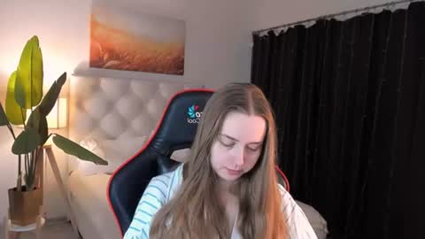 Snapshot of jennifergraces chatting on 1, 7, 2026 Jennifer online show from 1, 7, 2026