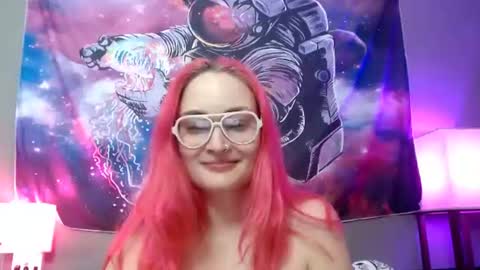 Snapshot of jennifergwen chatting on 23, 6, 2026 Jennifer Gwen online show from 23, 6, 2026