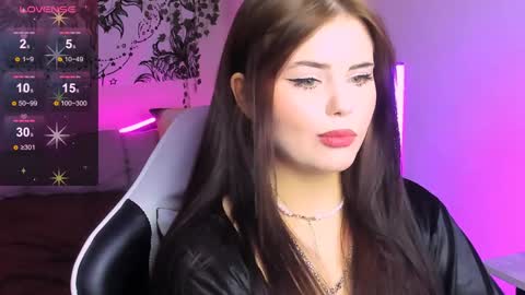 Jenni online show from 5, 12, 2024