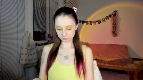 Jennifer Jenny Darling   online show from 6, 12, 2024