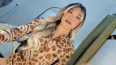 J E N N Y online show from 22, 9, 2025