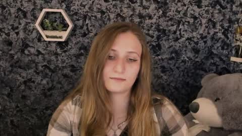 Snapshot of jenny_smille_ chatting on 20, 5, 2026 jenny_smille_ online show from 20, 5, 2026