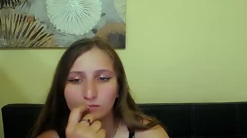 Snapshot of jenny_smille_ chatting on 18, 6, 2026 jenny_smille_ online show from 18, 6, 2026