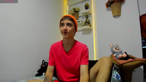 jero independent model online show from 30, 10, 2025