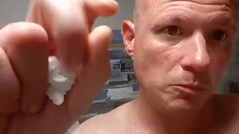 Snapshot of jeremymeyerprofessional chatting on 4, 7, 2026 jeremymeyerprofessional online show from 4, 7, 2026