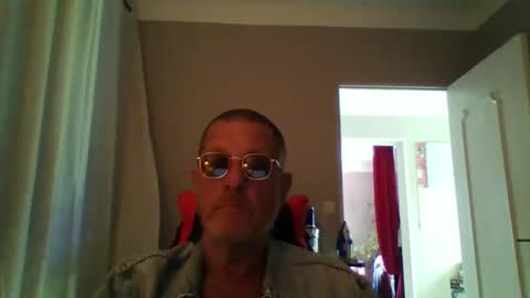 jerflor online show from 4, 10, 2025