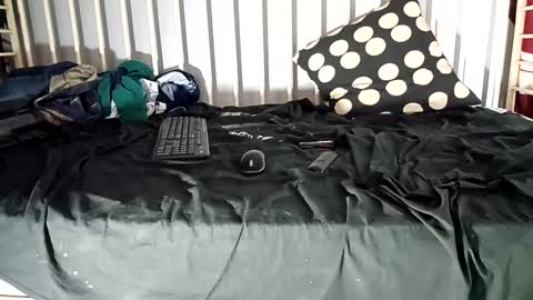 Snapshot of jerkl0ve chatting on 11, 1, 2025 jerkl0ve online show from 11, 1, 2025