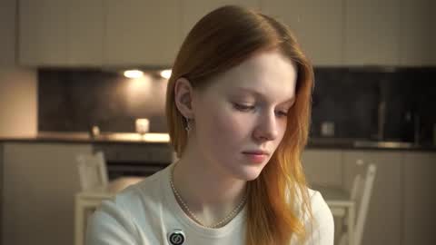 Molly online show from 7, 10, 2025