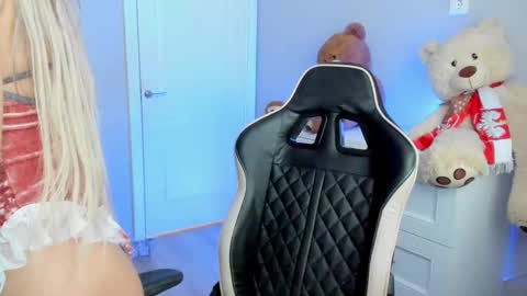 jess1ca_rabb1t online show from 17, 12, 2024