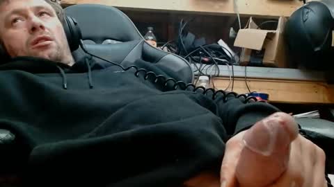 Snapshot of jesse_cash chatting on 6, 1, 2026 cummin0Nyou online show from 6, 1, 2026