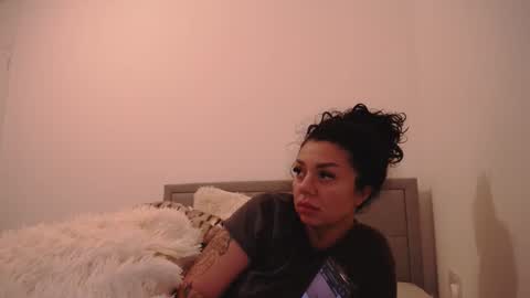 Snapshot of jessebella chatting on 19, 1, 2025 jesse online show from 19, 1, 2025