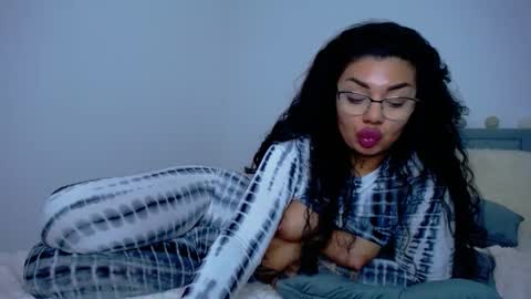 Snapshot of jessebella chatting on 11, 2, 2025 jesse online show from 11, 2, 2025