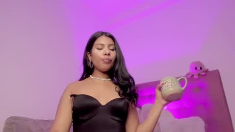 Jess online show from 4, 12, 2024