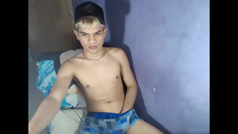 Snapshot of jesshot_bigcock chatting on 6, 2, 2026 jesshot_bigcock online show from 6, 2, 2026