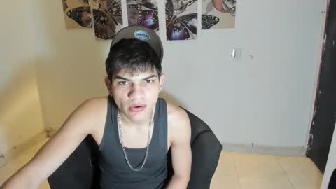 Snapshot of jesshot_bigcock chatting on 15, 2, 2026 jesshot_bigcock online show from 15, 2, 2026