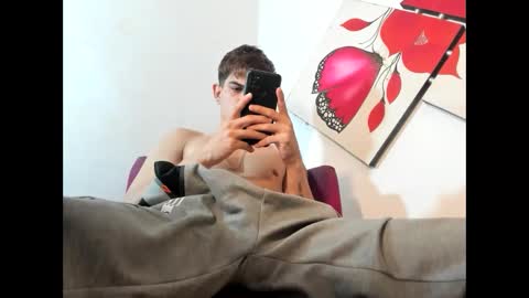 Snapshot of jesshot_bigcock chatting on 28, 2, 2026 jesshot_bigcock online show from 28, 2, 2026