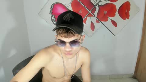 jesshot_bigcock online show from 3, 4, 2026