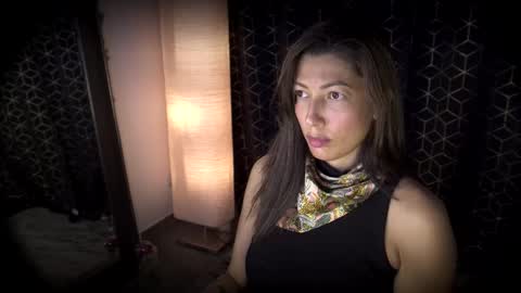 Jessica Gomez online show from 4, 3, 2026