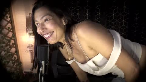 Jessica Gomez online show from 8, 4, 2026